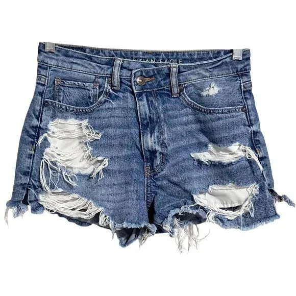 American Eagle Jean Shorts Womens Size 6 Distressed Denim Strigid Mom Short Blue - Picture 1 of 12